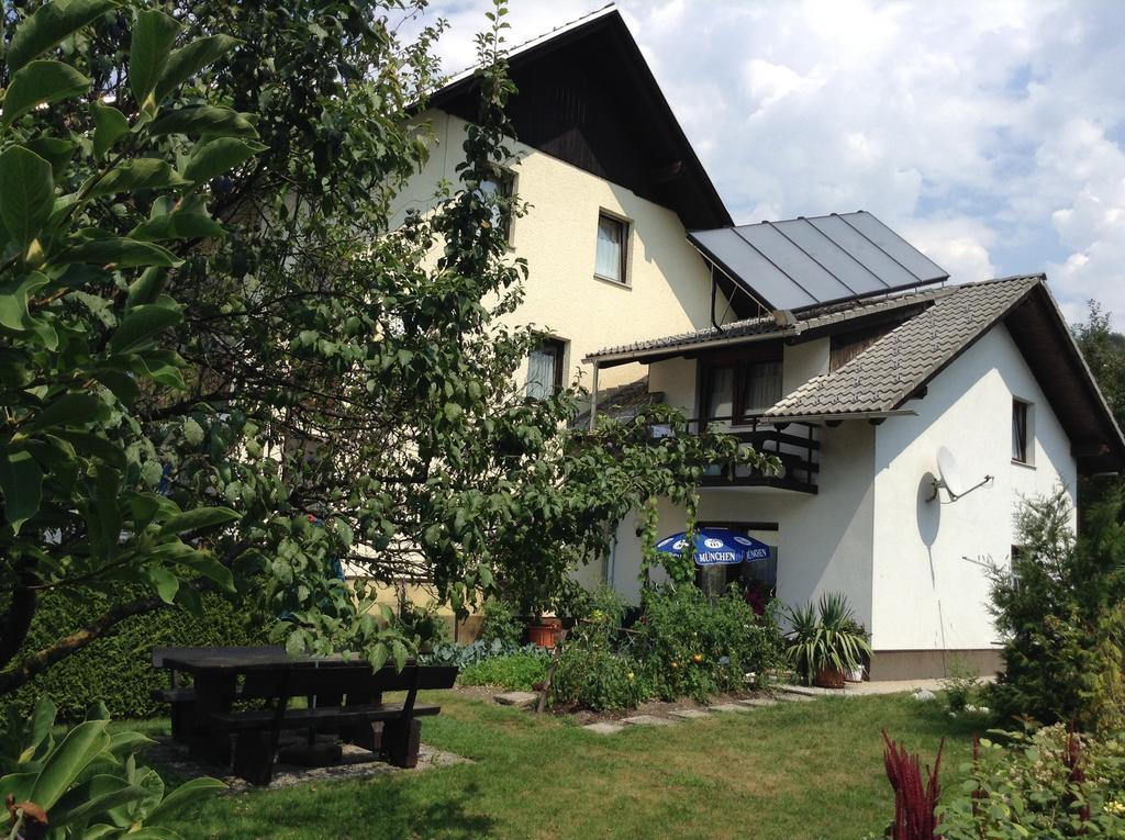 Apartments Pod Rodico Bohinjska Bistrica Rom bilde